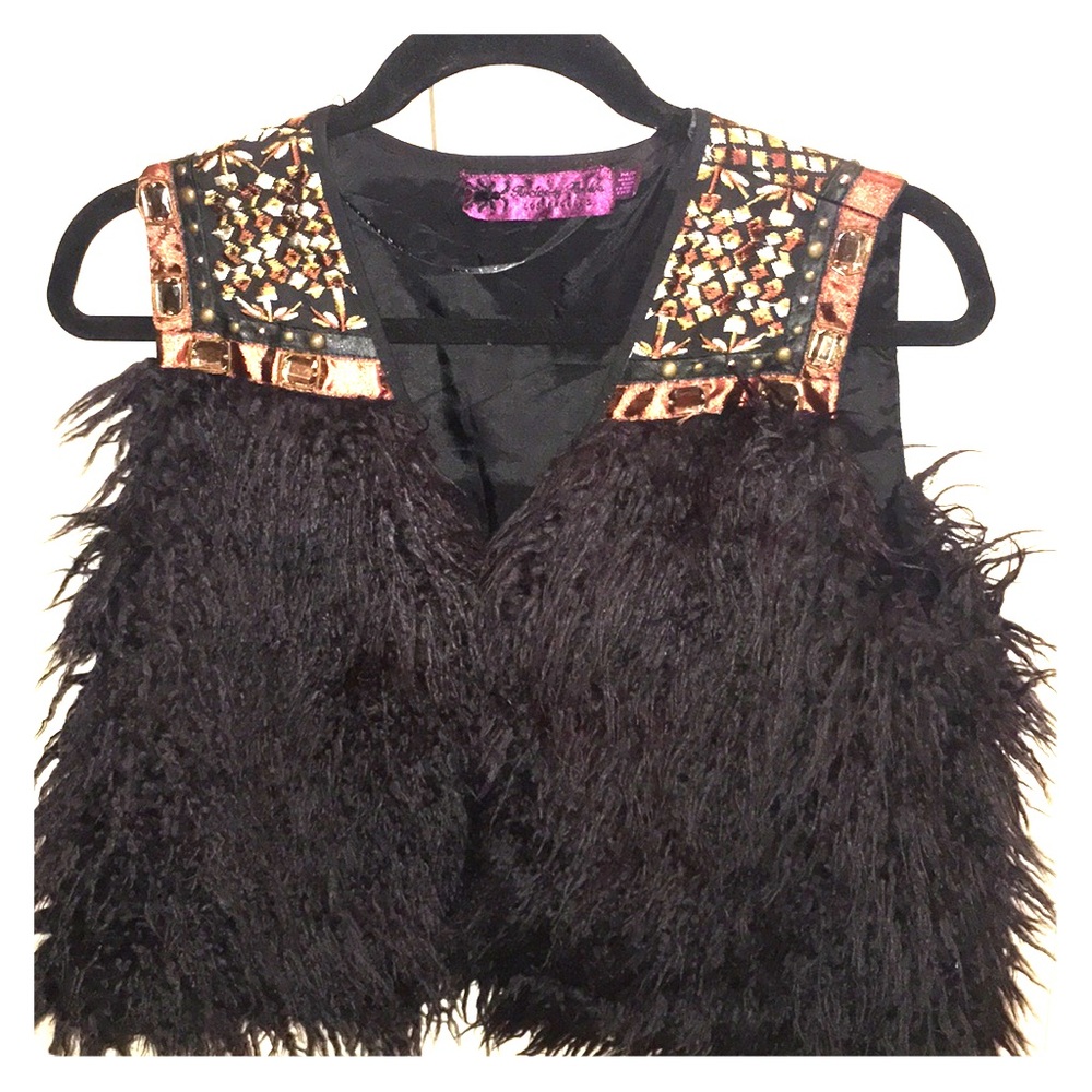 Black photo for vest with beautiful brown designs
